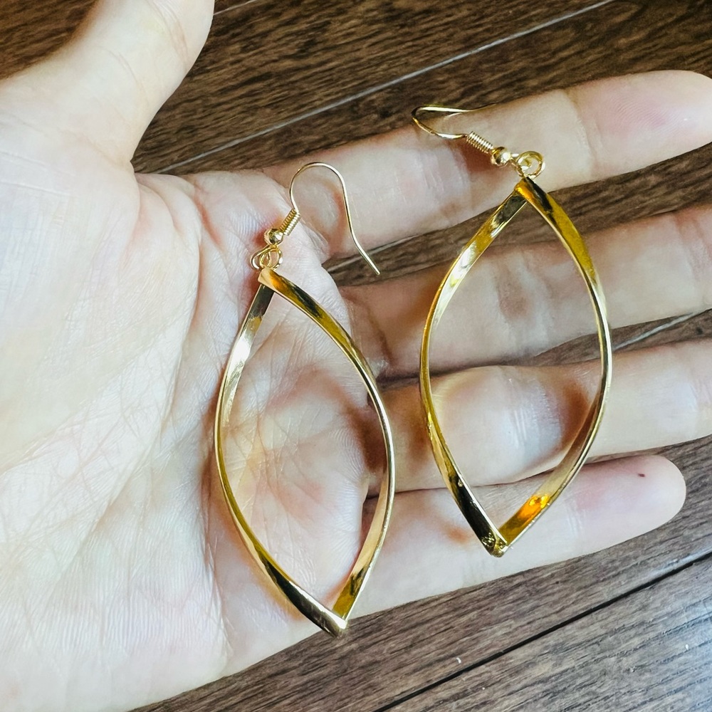 18kt new gold filled earrings